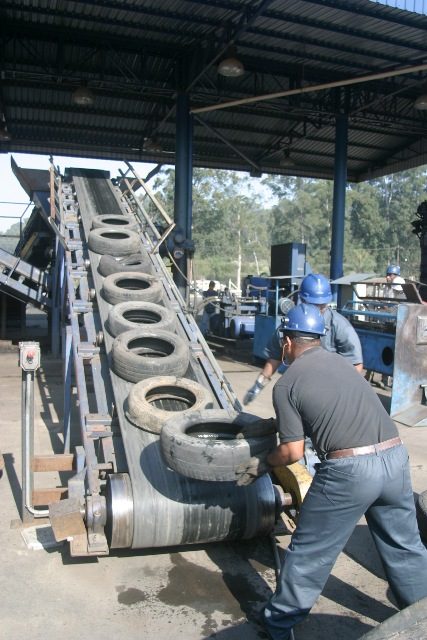 800 milhões de pneus reaproveitados
