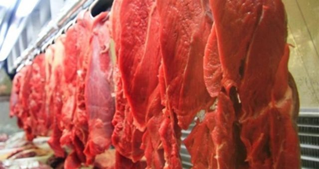 China quer reduzir pela metade o consumo de carne
