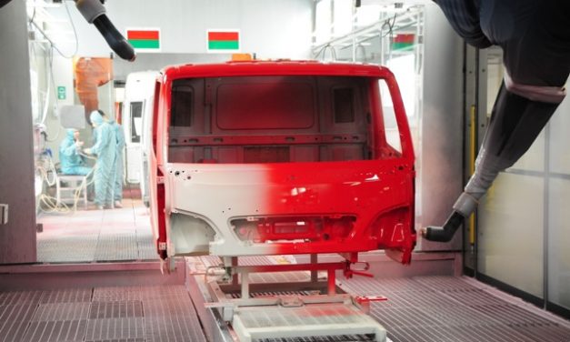 Mercedes economiza um milhão de litros d´água