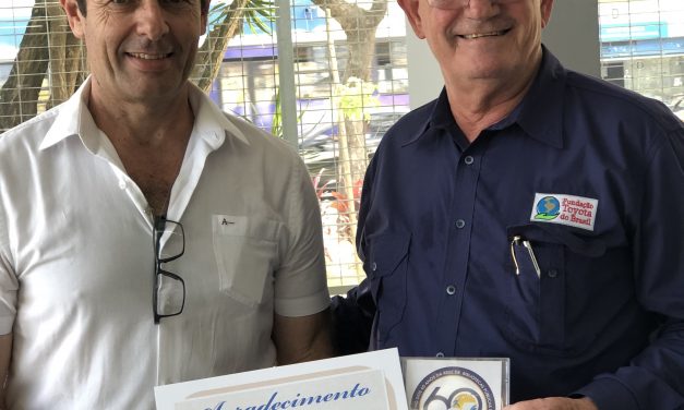 Livros para o desenvolvimento do cidadão e da sociedade