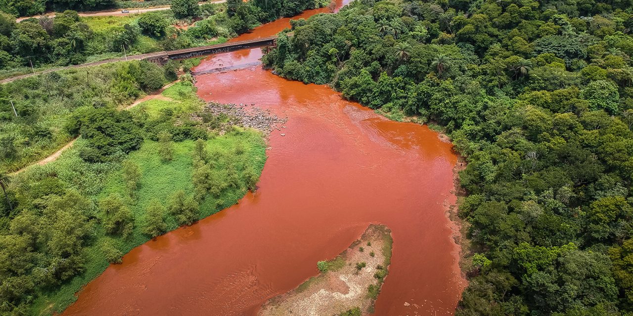 Crime de Brumadinho contamina o Paraopeba
