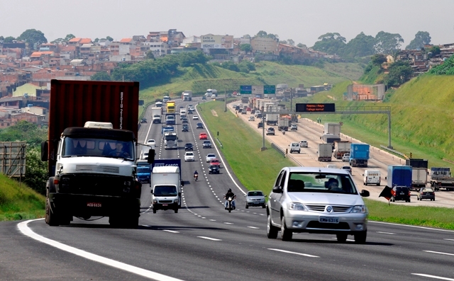 Carona reduz emissões e traz até mais segurança
