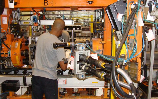 Fábrica Cummins agora é aterro zero