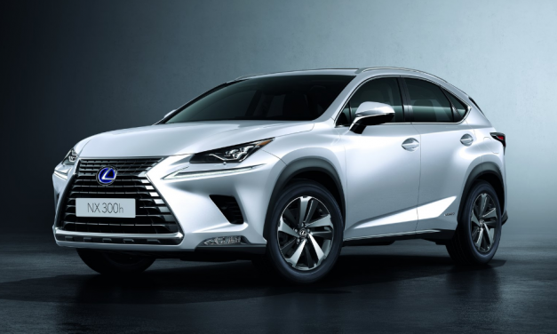 Lexus NX 300HV ganha alerta de colisão e saída de faixa