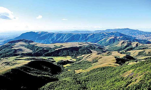 A Serra vista do alto