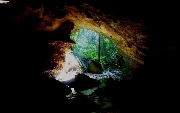 Pesquisador reage à ameaça às cavernas