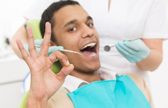 Colgate lança campanha para combater cárie dentária